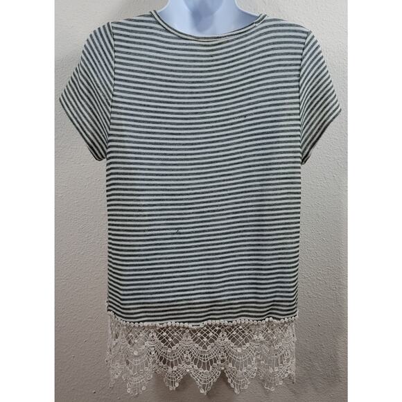 Miami Green White Striped Crochet Hem Medium Lightweight Soft Short Sleeves - Picture 3 of 5